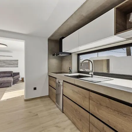 Atlantico - Planta Baja Arrecife (Lanzarote)