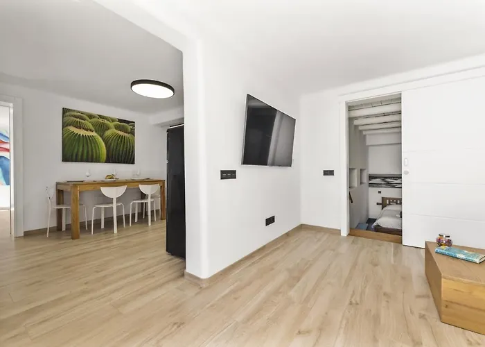 Atlantico - Planta Baja * Arrecife (Lanzarote)